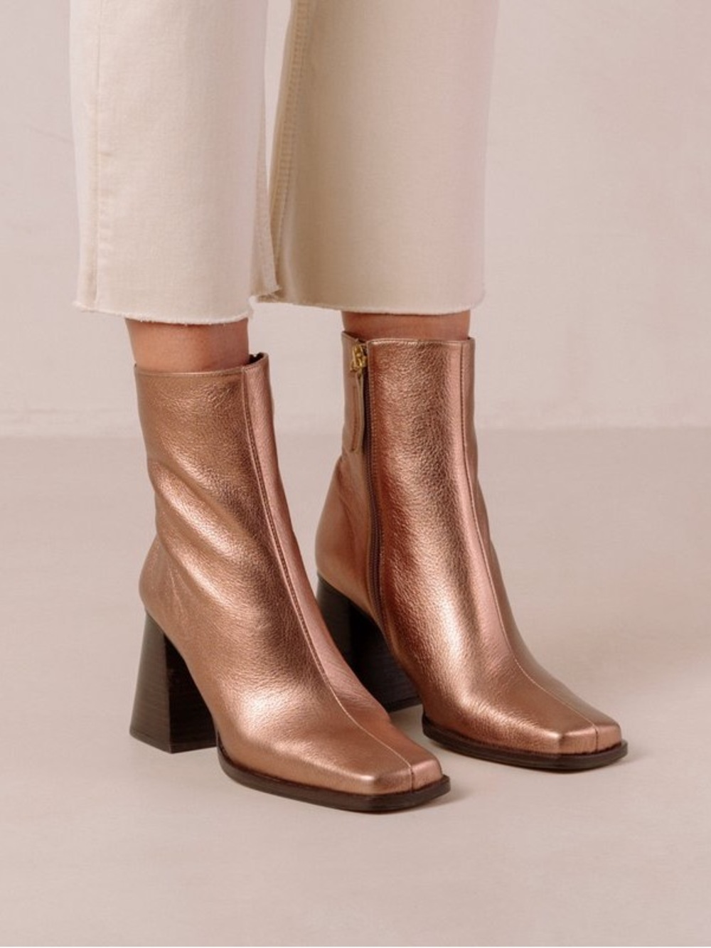 ALOHAS South Shimmer Rose Gold Leather Ankle Boots 9.5 $264